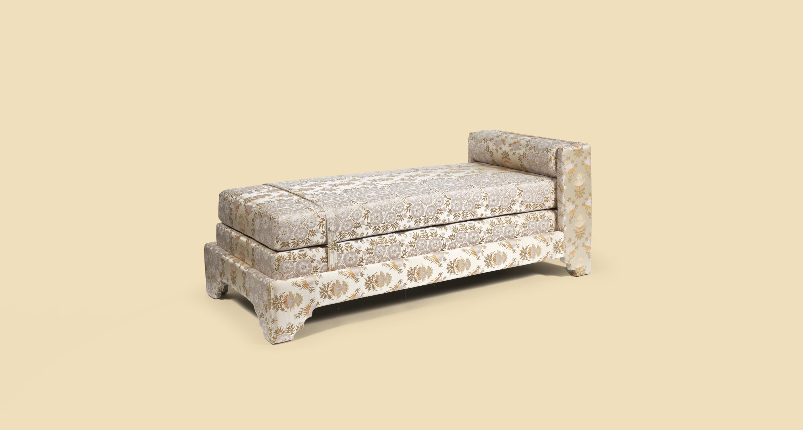 Pilat daybed
